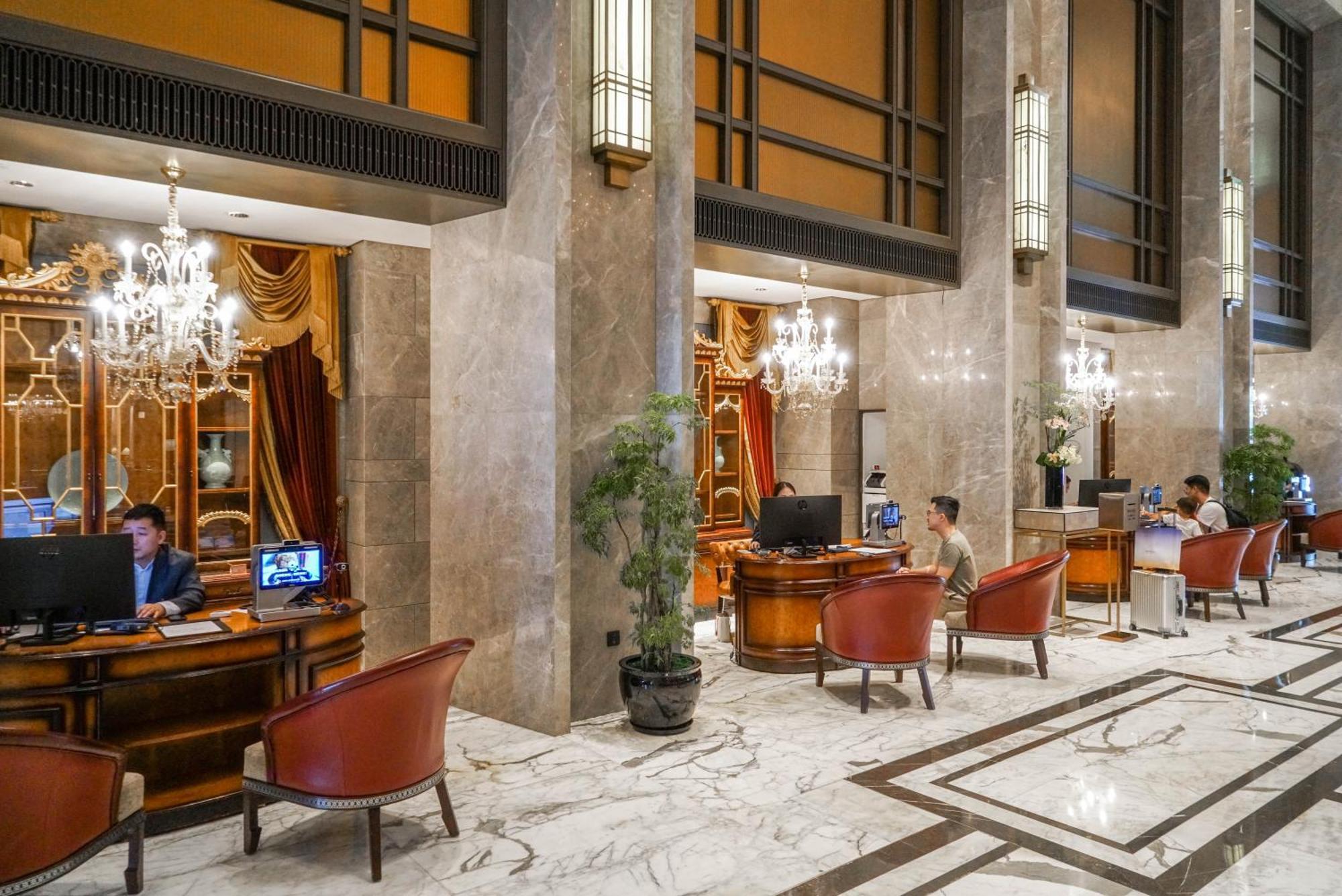 The St. Regis Shanghai Jingan מראה חיצוני תמונה